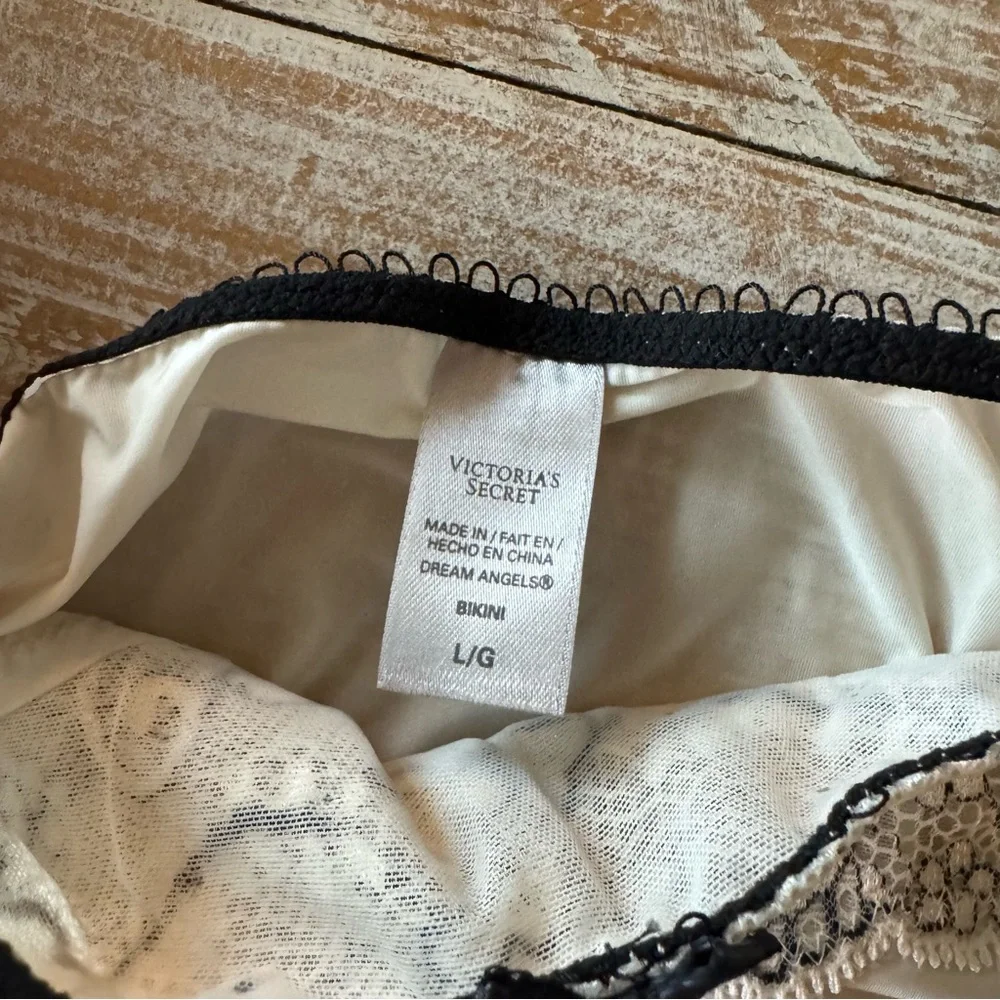 💟 Victoria’s Secret 36C Bra & Large Panty Set💟 - Picture 7 of 14